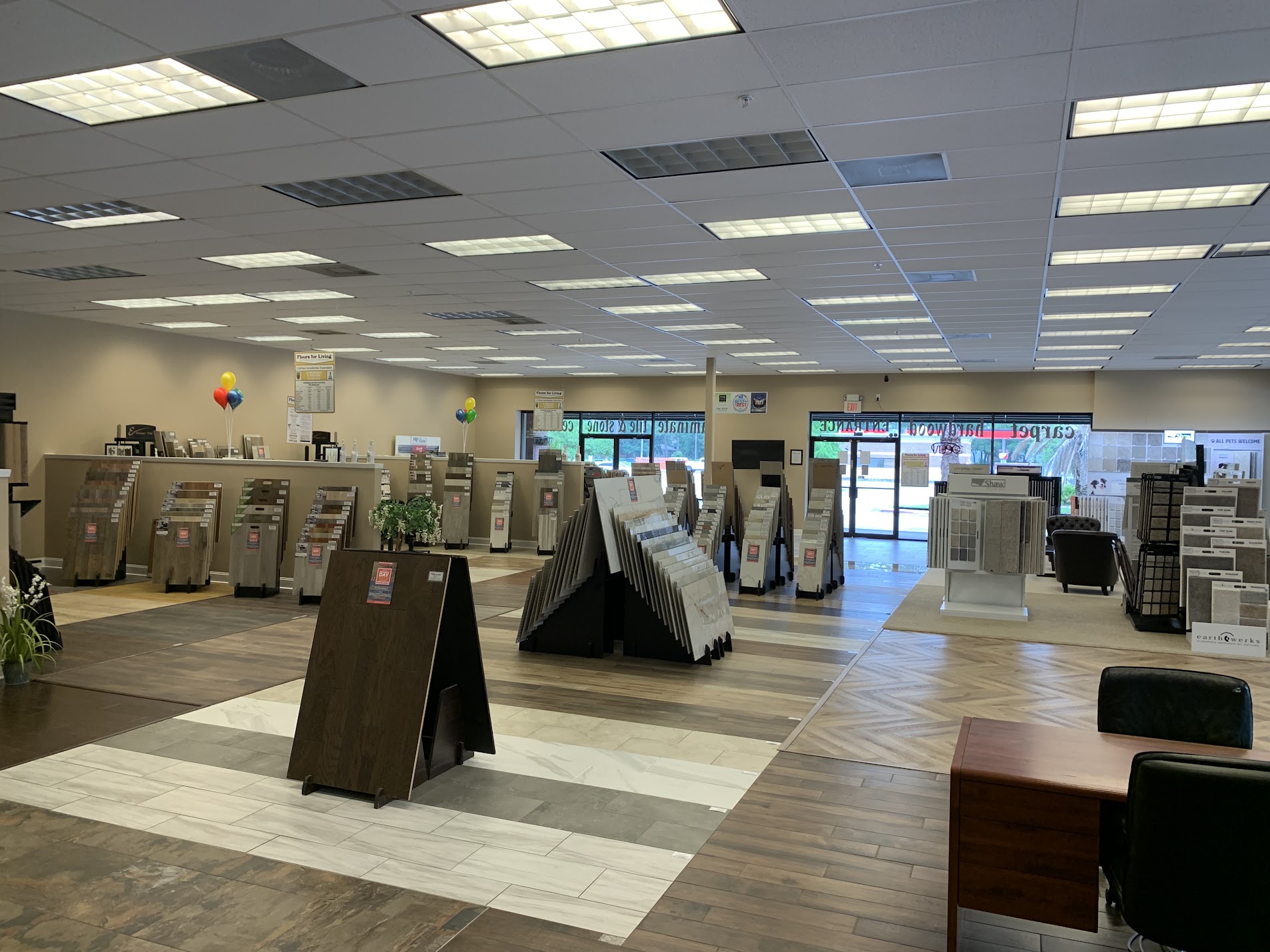 Floors For Living vs. Other Flooring Store: Which Is Right for Your Houston Home?